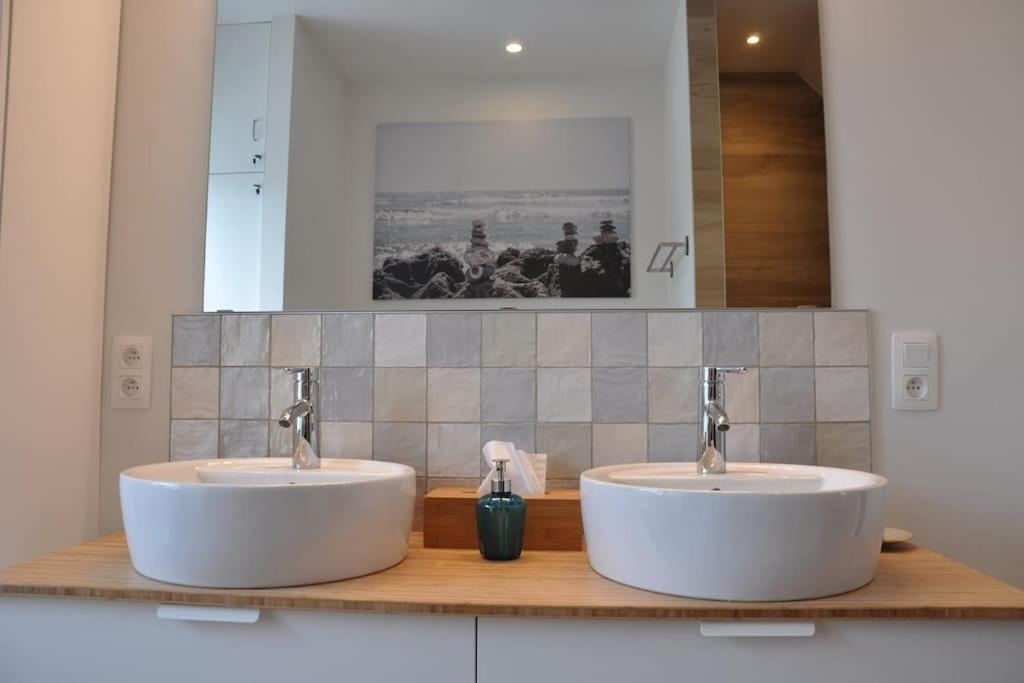 Logies-M Comfort Studios Inc Bikes B&B Oostende Bagian luar foto