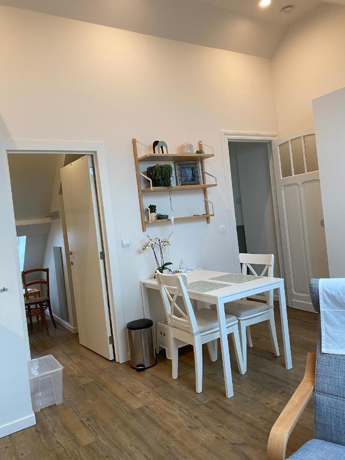 Logies-M Comfort Studios Inc Bikes B&B Oostende Bagian luar foto