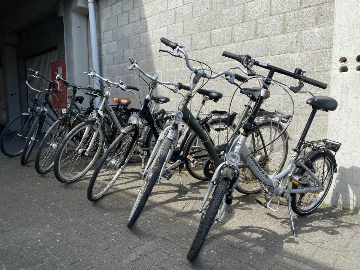 Logies-M Comfort Studios Inc Bikes B&B Oostende Bagian luar foto