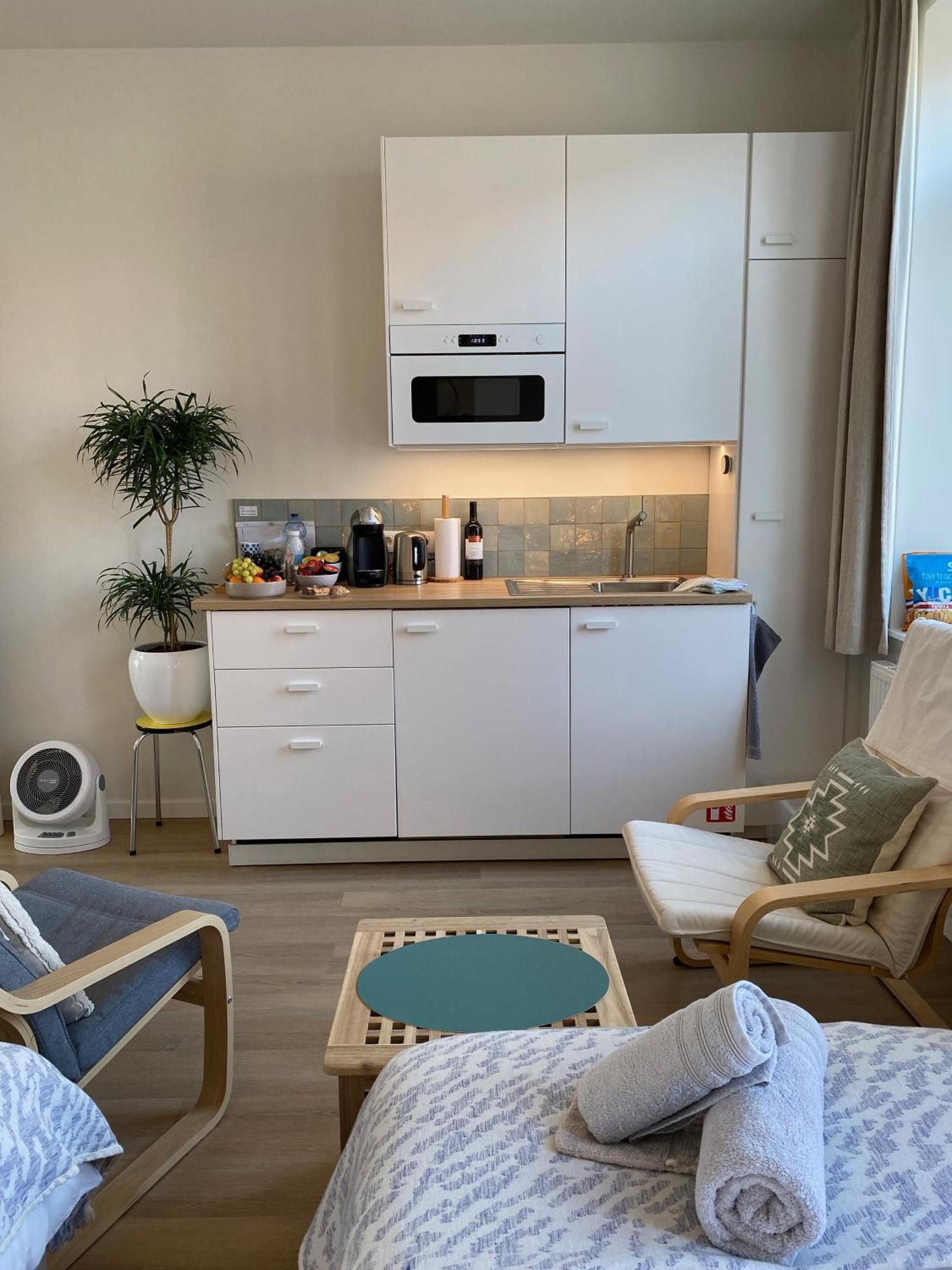 Logies-M Comfort Studios Inc Bikes B&B Oostende Bagian luar foto