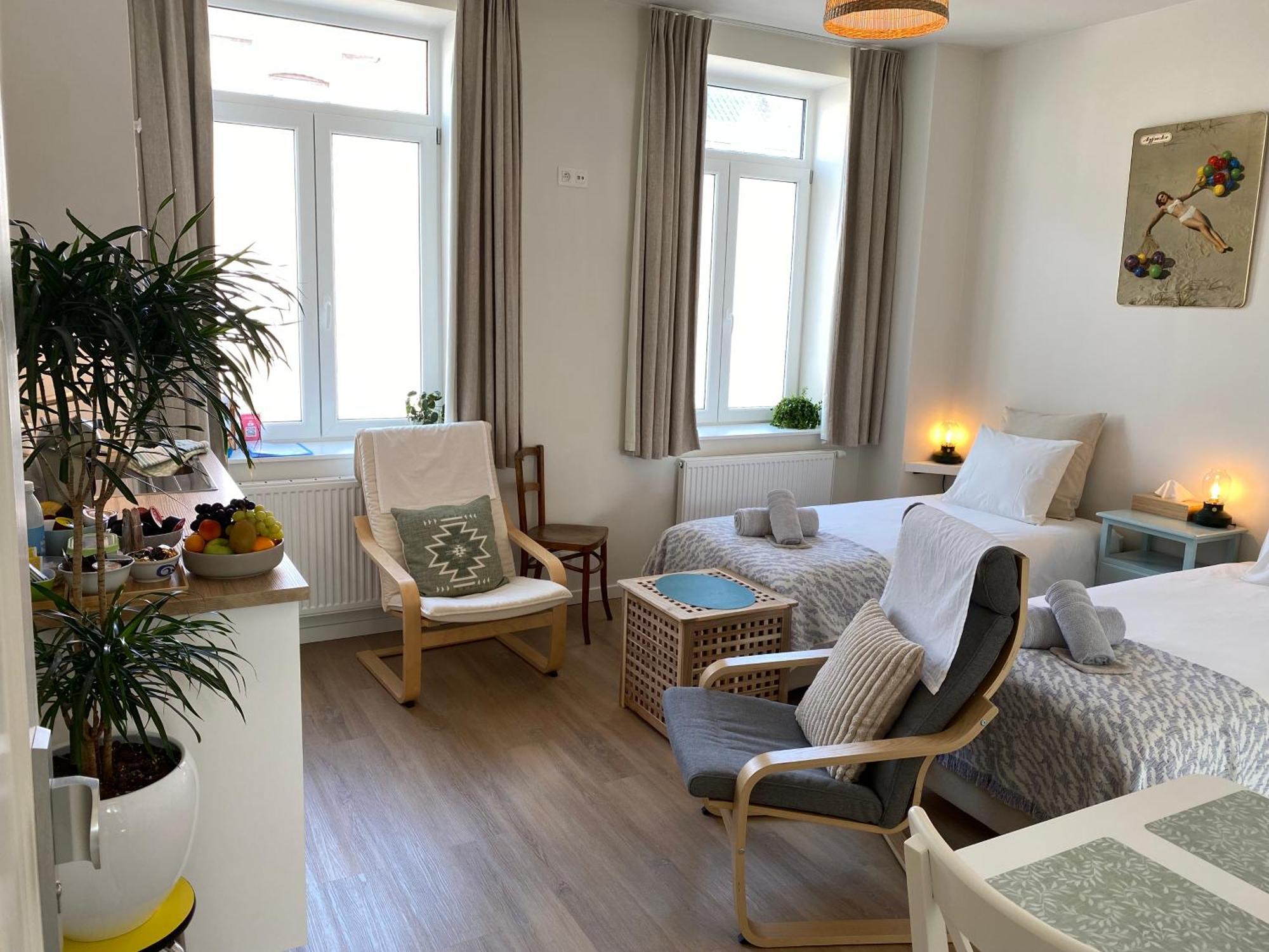Logies-M Comfort Studios Inc Bikes B&B Oostende Bagian luar foto